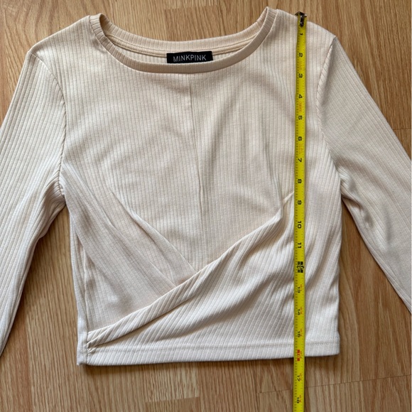 REVOLVE MinkPink Twist Tee Size XS - Picture 4 of 6